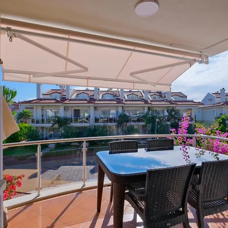 Fethiye Calis'Da Denize Sifir Oezel Plajli Lueks Daire