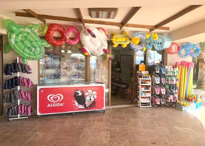 Daire Fethiye Çalış'da Denize Sıfır Özel Plajlı Lüks Daire *