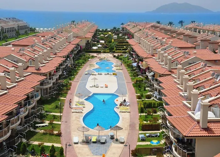 Fethiye Çalış'da Denize Sıfır Özel Plajlı Lüks Daire Daire Fethiye