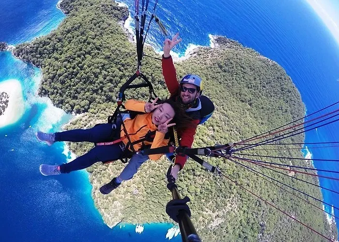 Fethiye Çalış'da Denize Sıfır Özel Plajlı Lüks Daire